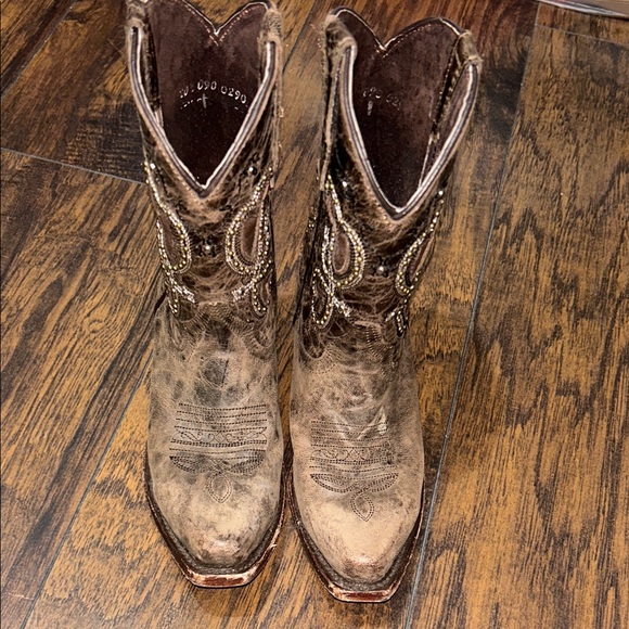 Brown Western Cowboy Boots with Embroidered Design for kids - Picture 2 of 4